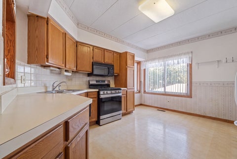 Tiny photo for 9428 S 77th Court #2A, Hickory Hills, IL 60457 (MLS # 12793334)