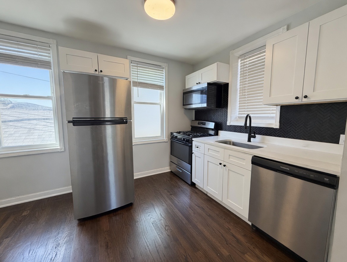 1849 W Augusta Boulevard 2