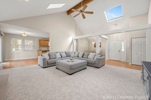 Tiny photo for 23 Westmoor Court, Aurora, IL 60502 (MLS # 12542460)