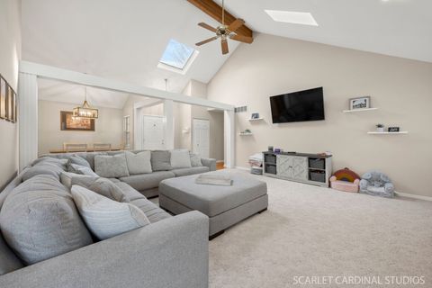 Tiny photo for 23 Westmoor Court, Aurora, IL 60502 (MLS # 12542460)