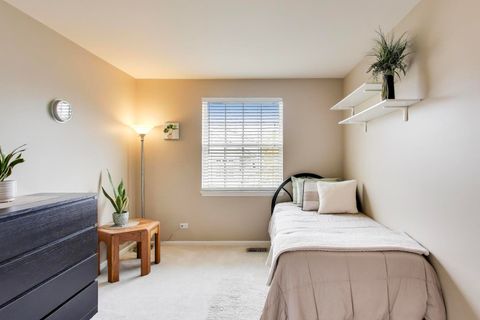 Tiny photo for 6648 Weather Hill Drive, Willowbrook, IL 60527 (MLS # 12496085)