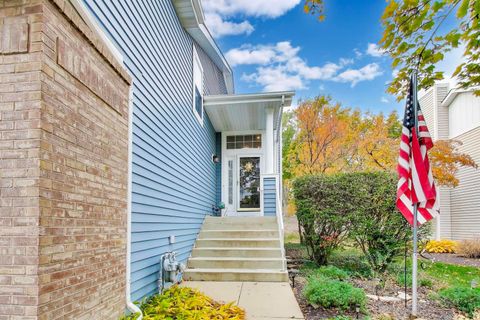 Tiny photo for 6648 Weather Hill Drive, Willowbrook, IL 60527 (MLS # 12496085)