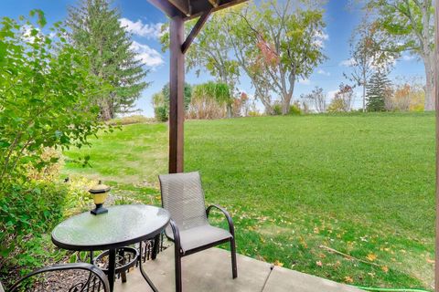 Tiny photo for 6648 Weather Hill Drive, Willowbrook, IL 60527 (MLS # 12496085)