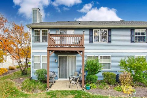 Tiny photo for 6648 Weather Hill Drive, Willowbrook, IL 60527 (MLS # 12496085)