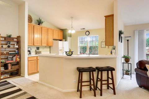 Tiny photo for 6648 Weather Hill Drive, Willowbrook, IL 60527 (MLS # 12496085)