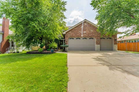Photo of 5207 Warren Avenue, Hillside, IL 60162 (MLS # 12735657)