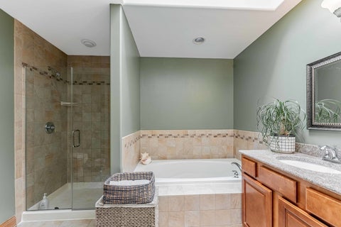 Tiny photo for 5207 Warren Avenue, Hillside, IL 60162 (MLS # 12735657)