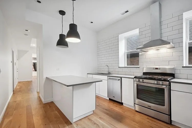 446 N Aberdeen Street 2