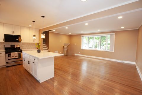 Tiny photo for 9012 W 89th Street, Hickory Hills, IL 60457 (MLS # 12470552)