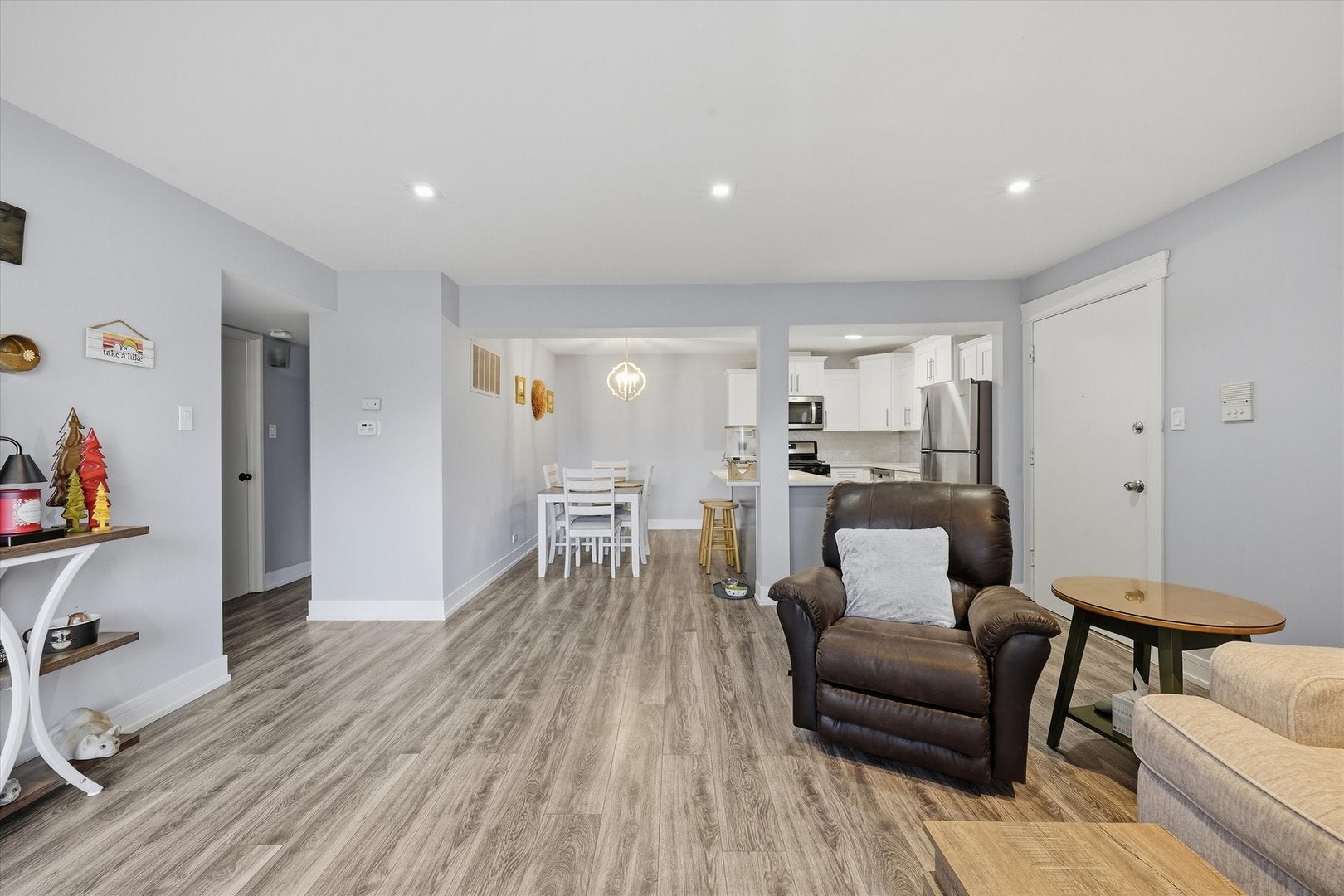 4929 W 109th Street 101
