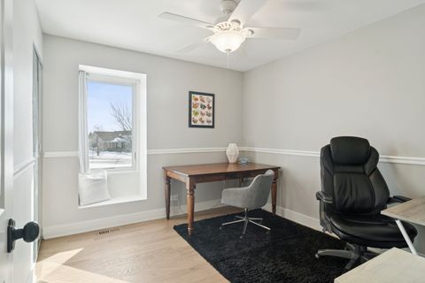 Tiny photo for 1318 Gail Drive, Buffalo Grove, IL 60089 (MLS # 12566144)