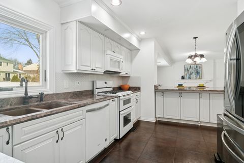 Tiny photo for 1318 Gail Drive, Buffalo Grove, IL 60089 (MLS # 12566144)