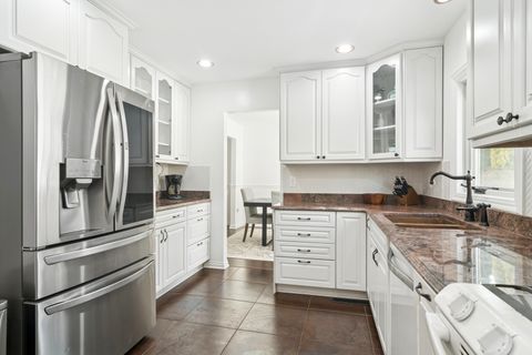 Tiny photo for 1318 Gail Drive, Buffalo Grove, IL 60089 (MLS # 12566144)