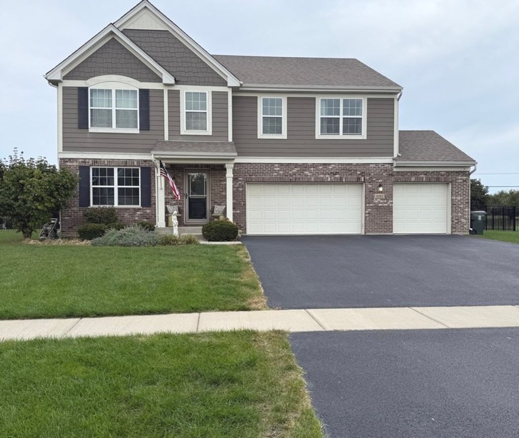Photo for 1981 Stapleton Road, New Lenox, IL 60451 (MLS # 12499694)
