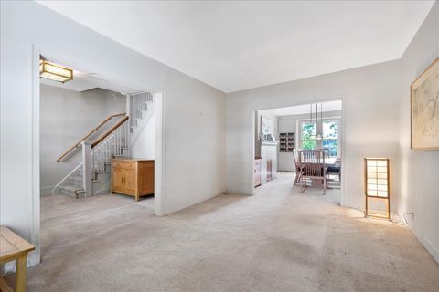 Tiny photo for 524 Hamilton Street, Evanston, IL 60202 (MLS # 12469199)