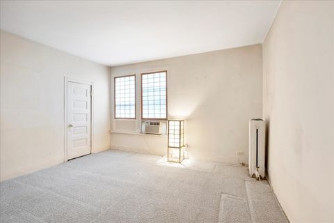 Tiny photo for 524 Hamilton Street, Evanston, IL 60202 (MLS # 12469199)