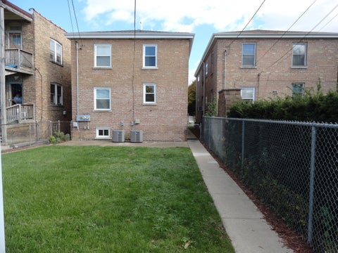 Tiny photo for 1410 Maple Avenue #2, Berwyn, IL 60402 (MLS # 12782510)
