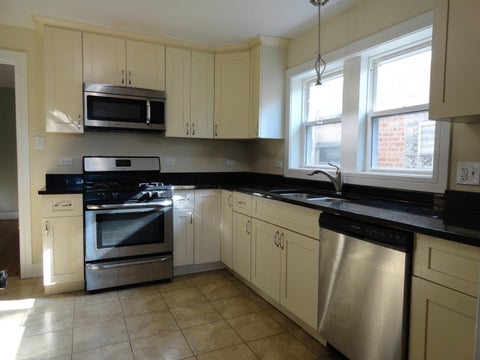 Tiny photo for 1410 Maple Avenue #2, Berwyn, IL 60402 (MLS # 12782510)