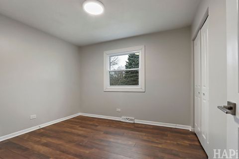 Tiny photo for 38132 N Manor Avenue, Beach Park, IL 60087 (MLS # 12589509)