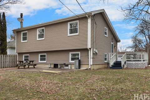 Tiny photo for 38132 N Manor Avenue, Beach Park, IL 60087 (MLS # 12589509)