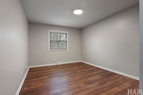 Tiny photo for 38132 N Manor Avenue, Beach Park, IL 60087 (MLS # 12589509)