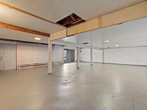 Tiny photo for 8210 Ridgewood Road, RockIsland, IL 61201 (MLS # 100000029)