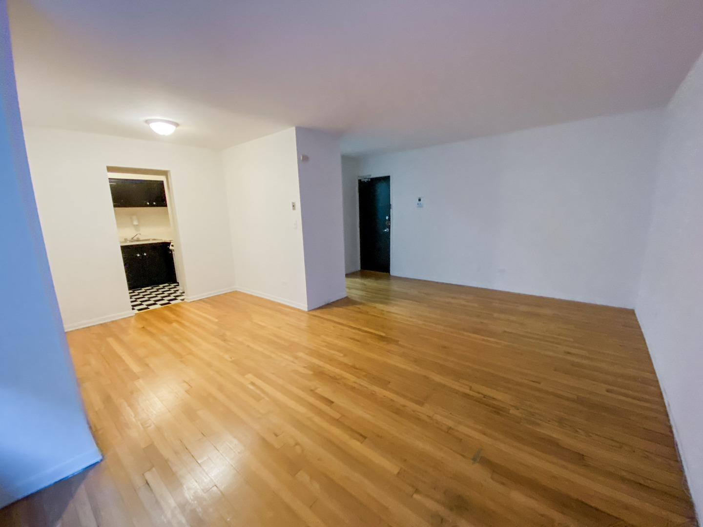 516 W Melrose Street 505