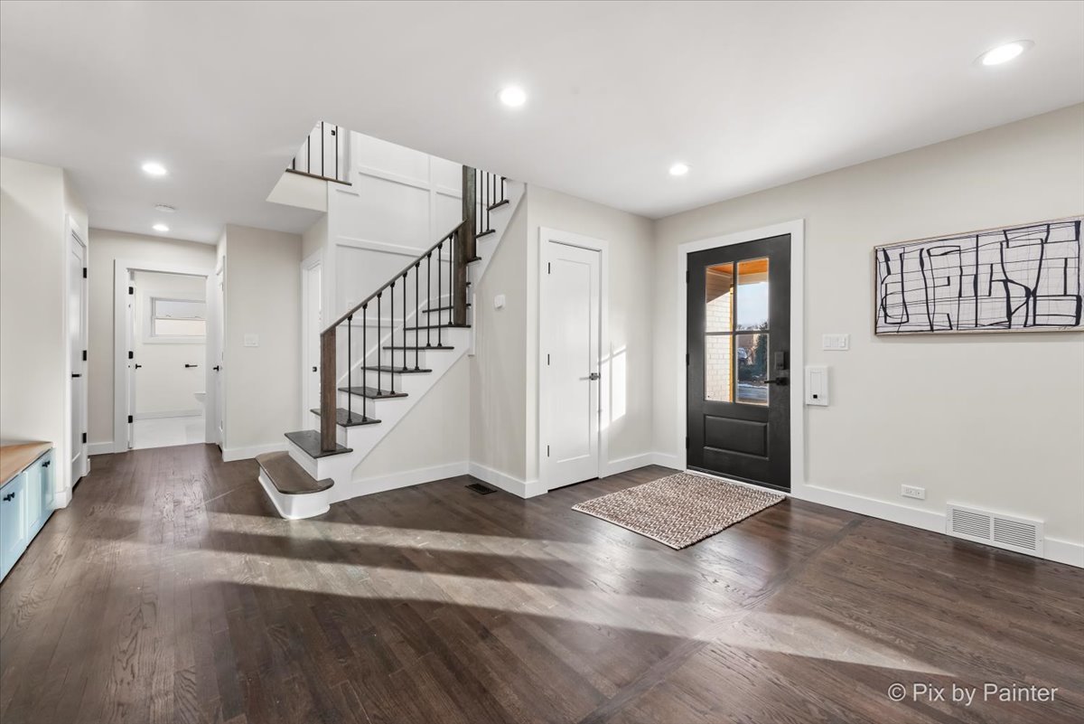 4940 Wolf Road