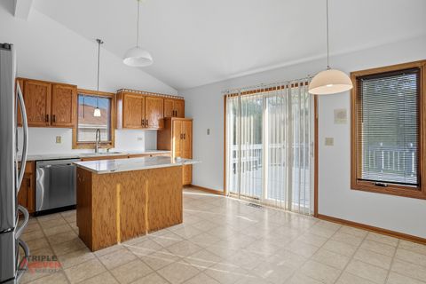 Tiny photo for 5013 180TH Street, Country Club Hills, IL 60478 (MLS # 12380235)