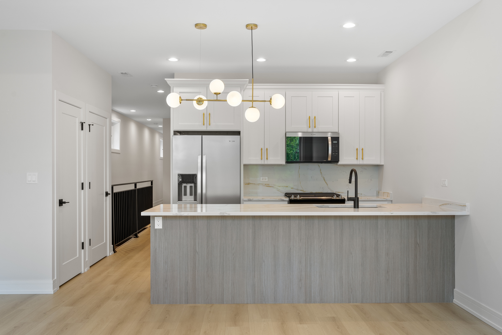 5008 S Prairie Avenue