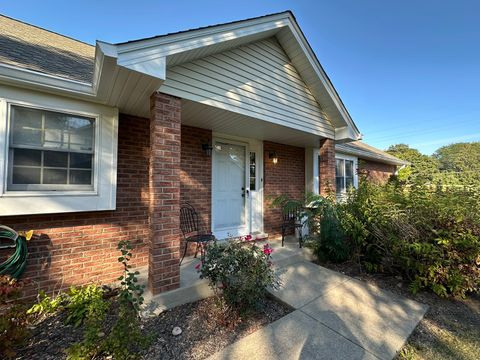Tiny photo for 8533 Sandalwood Drive, Darien, IL 60561 (MLS # 12512376)
