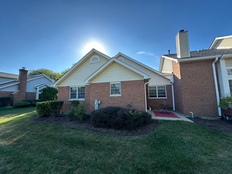 Tiny photo for 8533 Sandalwood Drive, Darien, IL 60561 (MLS # 12512376)