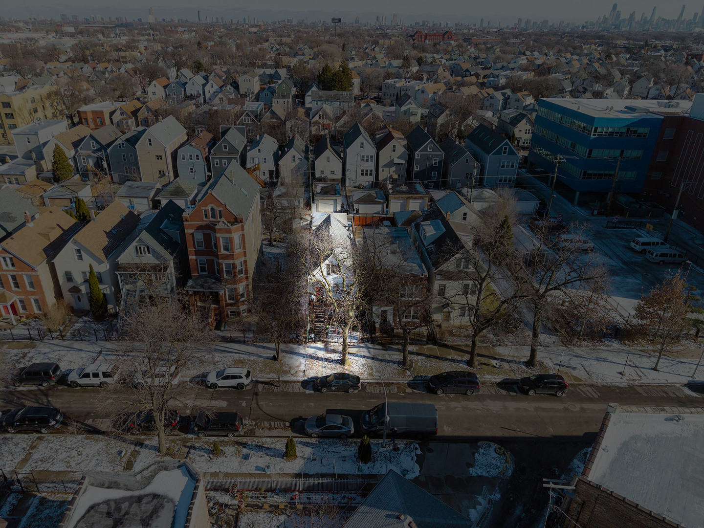 3035 N Monticello Avenue