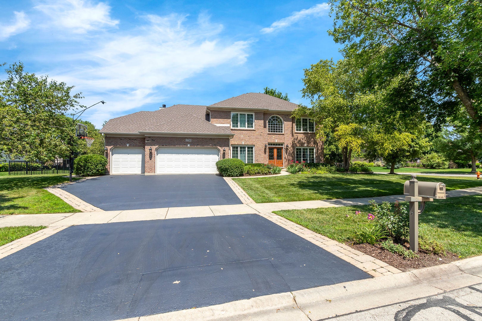 2780 Freeland Circle