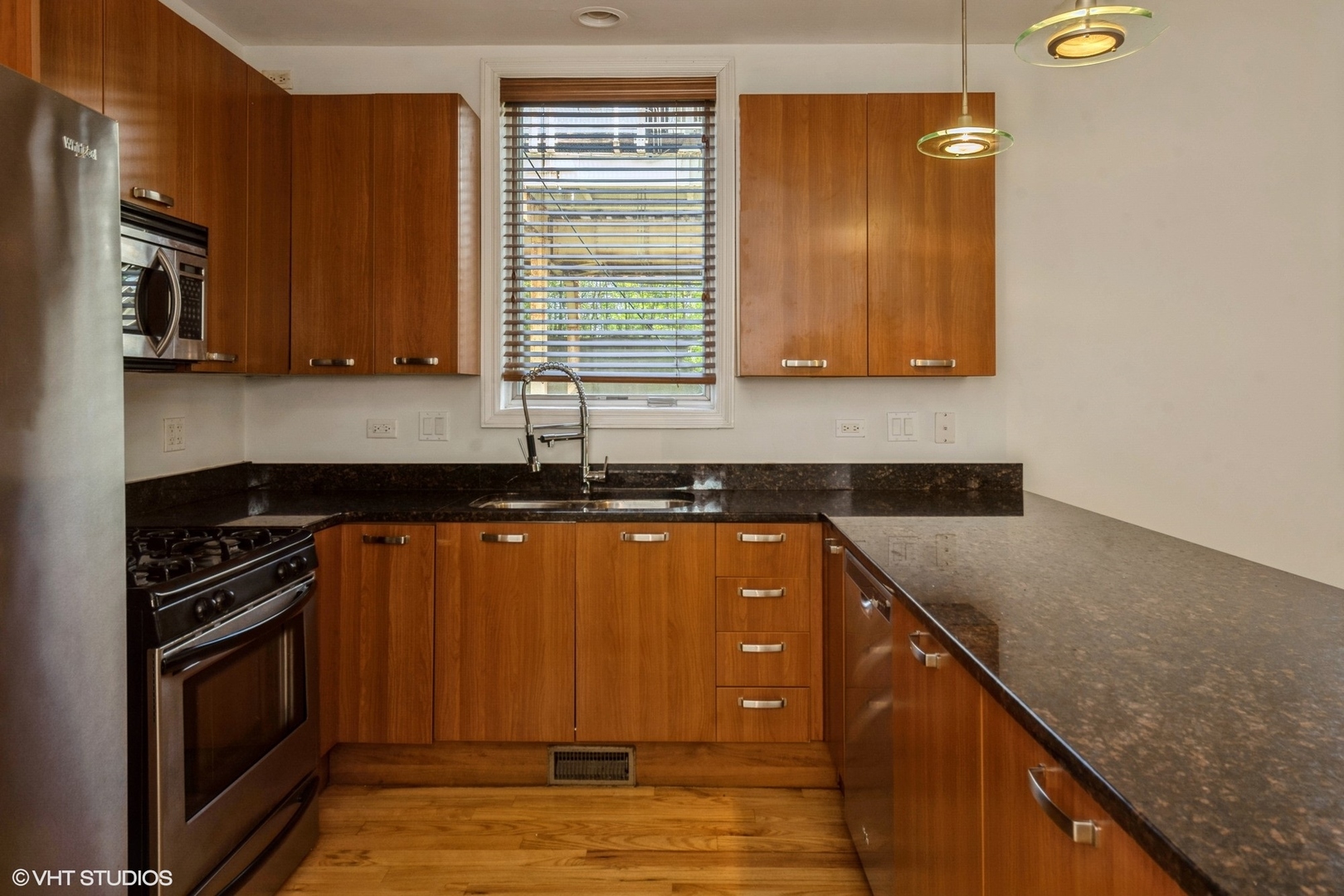 4012 S Indiana Avenue 1N