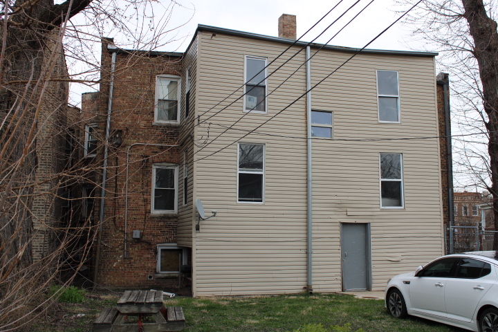 216 N Mayfield Avenue