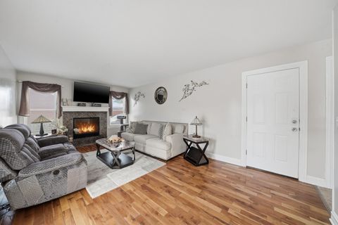 Tiny photo for 1625 Powder Horn Drive, Algonquin, IL 60102 (MLS # 12595442)