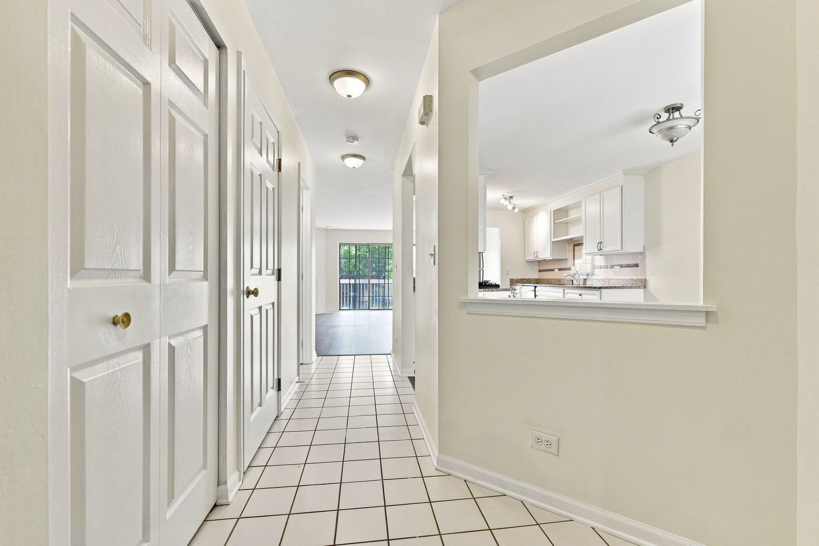 1509 N Saint Marks Place