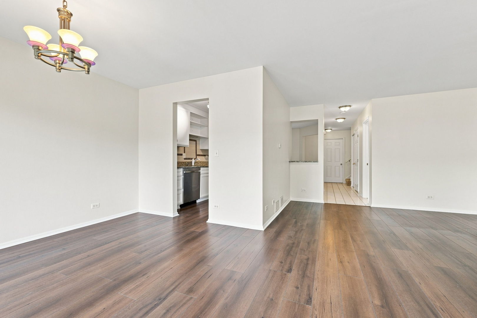1509 N Saint Marks Place