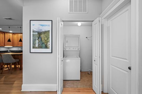 Tiny photo for 1504 W Cullom Avenue #G, Chicago, IL 60613 (MLS # 12645722)