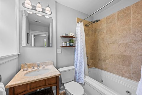 Tiny photo for 1504 W Cullom Avenue #G, Chicago, IL 60613 (MLS # 12645722)