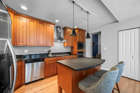 Tiny photo for 1504 W Cullom Avenue #G, Chicago, IL 60613 (MLS # 12645722)