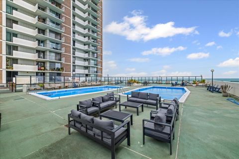 Tiny photo for 6033 N Sheridan Road #37L, Chicago, IL 60660 (MLS # 12467826)