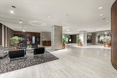 Tiny photo for 6033 N Sheridan Road #37L, Chicago, IL 60660 (MLS # 12467826)