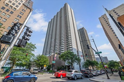 Photo of 6033 N Sheridan Road #37L, Chicago, IL 60660 (MLS # 12467826)