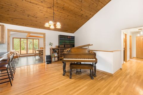 Tiny photo for 17W201 Red Oak Avenue, Addison, IL 60101 (MLS # 12494222)