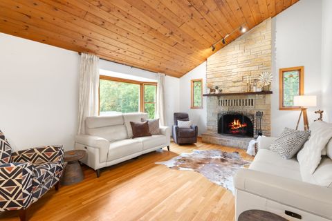 Tiny photo for 17W201 Red Oak Avenue, Addison, IL 60101 (MLS # 12494222)