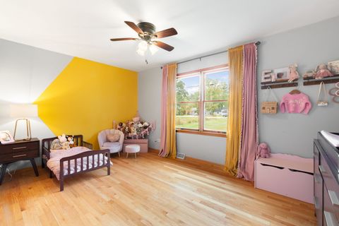 Tiny photo for 17W201 Red Oak Avenue, Addison, IL 60101 (MLS # 12494222)