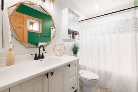 Tiny photo for 17W201 Red Oak Avenue, Addison, IL 60101 (MLS # 12494222)