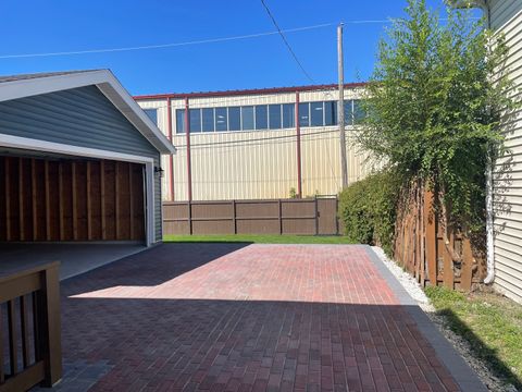 Tiny photo for 13912 S MANISTEE Avenue, Burnham, IL 60633 (MLS # 12459217)
